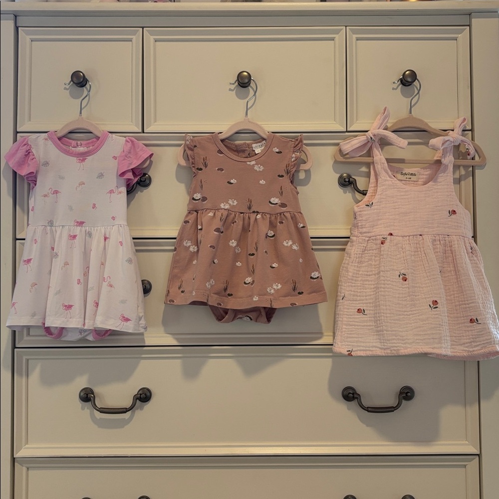 ๐ Baby Girl Closet Clearout ๐ Size 0-3 Months ๐ Spring/Summer Baby Girl Clothes - Picture 2 of 2